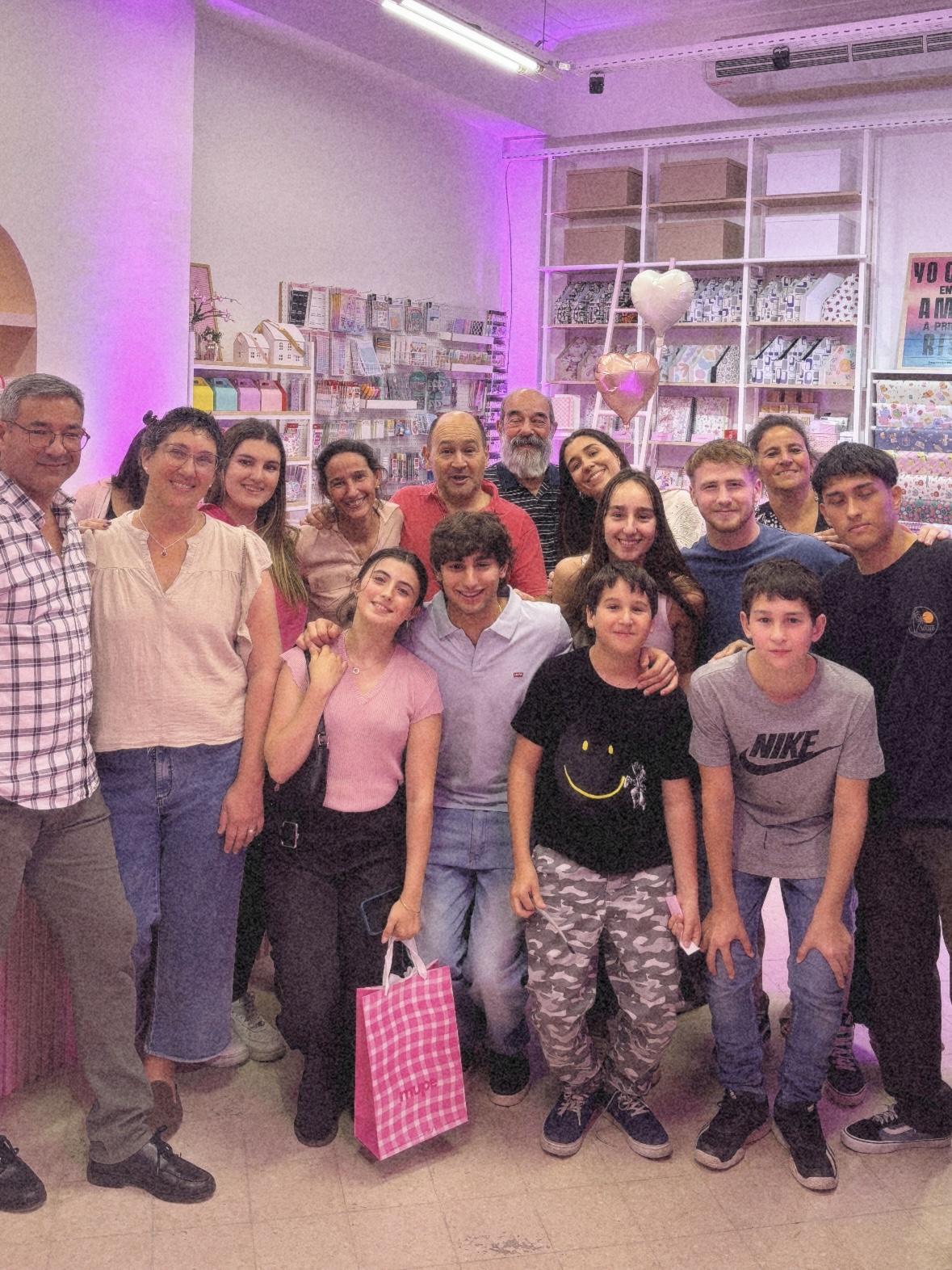 Edited in Tezza with: VINYL, Brillo, & Temperatura